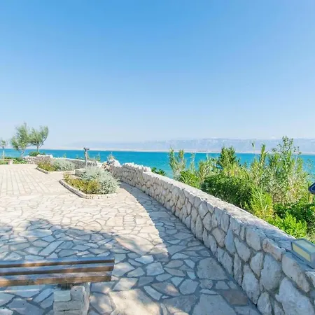 Apartment Bistra Near The Sandy - By Ta Leut Tourist Agency Privlaka (Zadar)