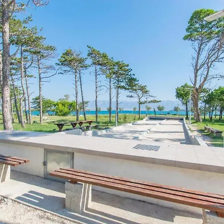 Apartment Bistra Near The Sandy - By Ta Leut Tourist Agency Privlaka (Zadar)