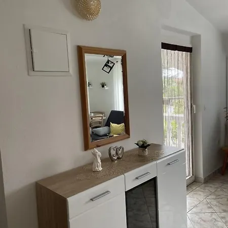 Bistra Near The Sandy - By Ta Leut Tourist Agency