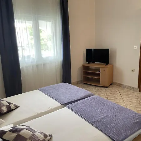 Bistra Near The Sandy - By Ta Leut Tourist Agency